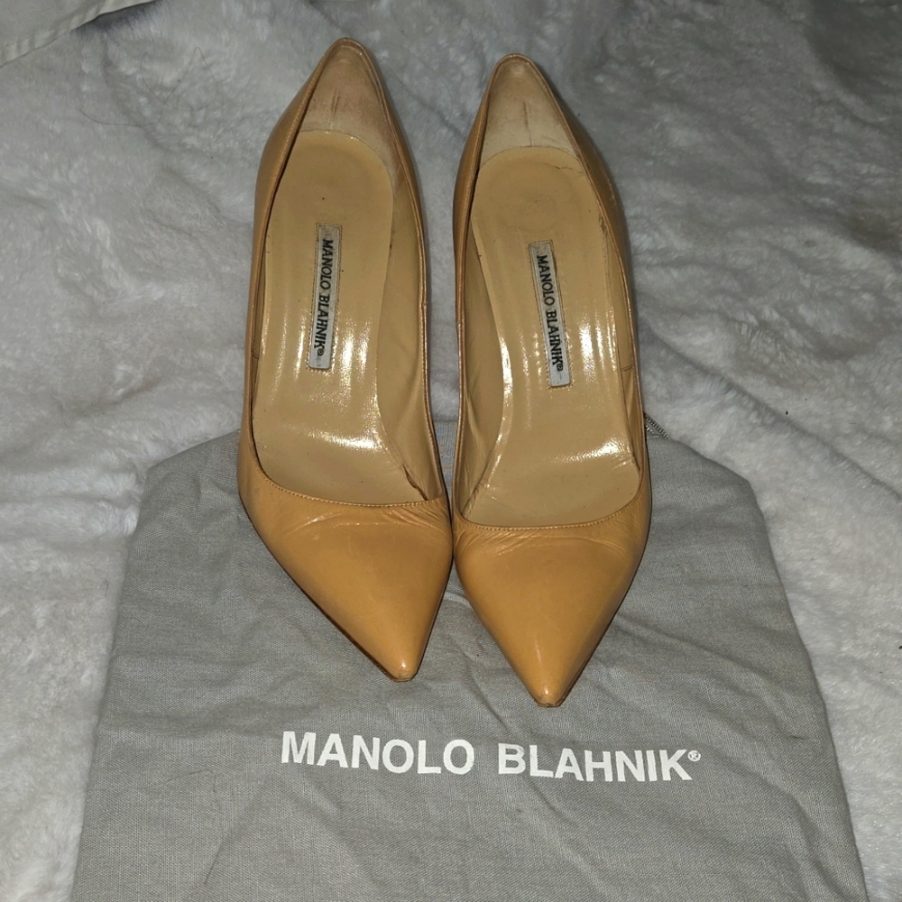 🔥Monolo Blahnik Stiletto US size 9